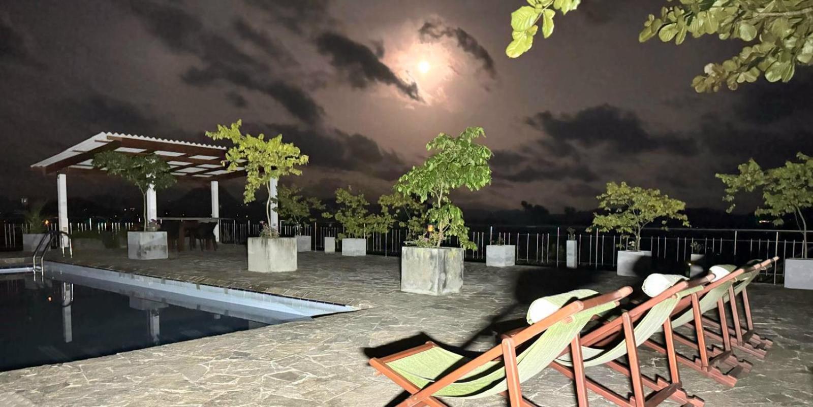 פראדניה Lotus Villa Kandy מראה חיצוני תמונה