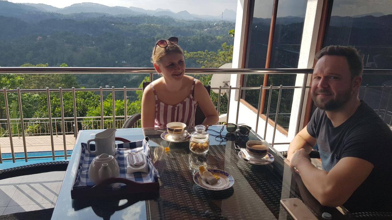 פראדניה Lotus Villa Kandy מראה חיצוני תמונה